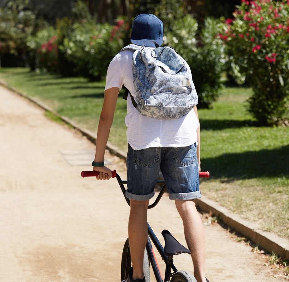 Почему стоит выбрать рюкзак для велосипеда